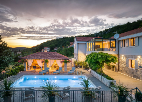 Oglasite svoje kuće za odmor na Adriatic Luxury Villas i spremni dočekajte sljedeću sezonu!