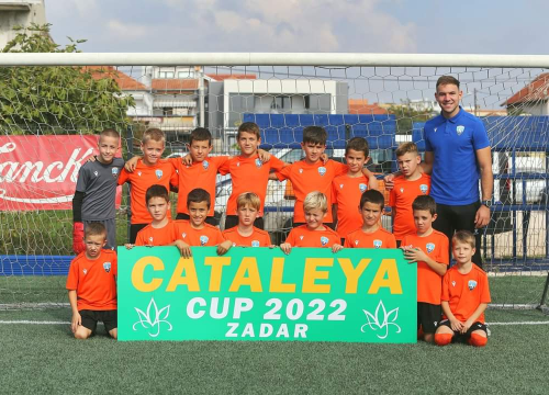 Fotografija 18 - Mladi nogometaši Šibenika (godište 2012.) osvojili turnir u Zadru, u finalu rutinski protiv Hajduka