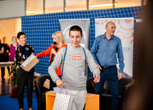 Fotografija 9 - Održan je Sajam poslodavaca u Industrijsko-obrtničkoj školi Šibenik!