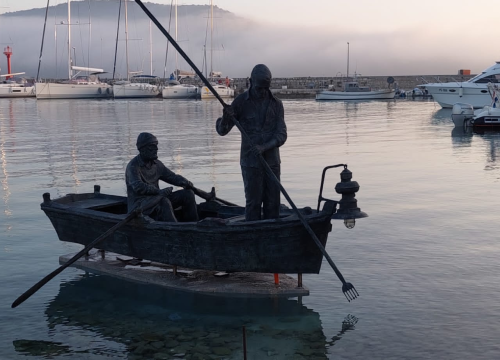 Fotografija 2 - Primošten dobio novu atrakciju: Spomenik s dva ribara u barci