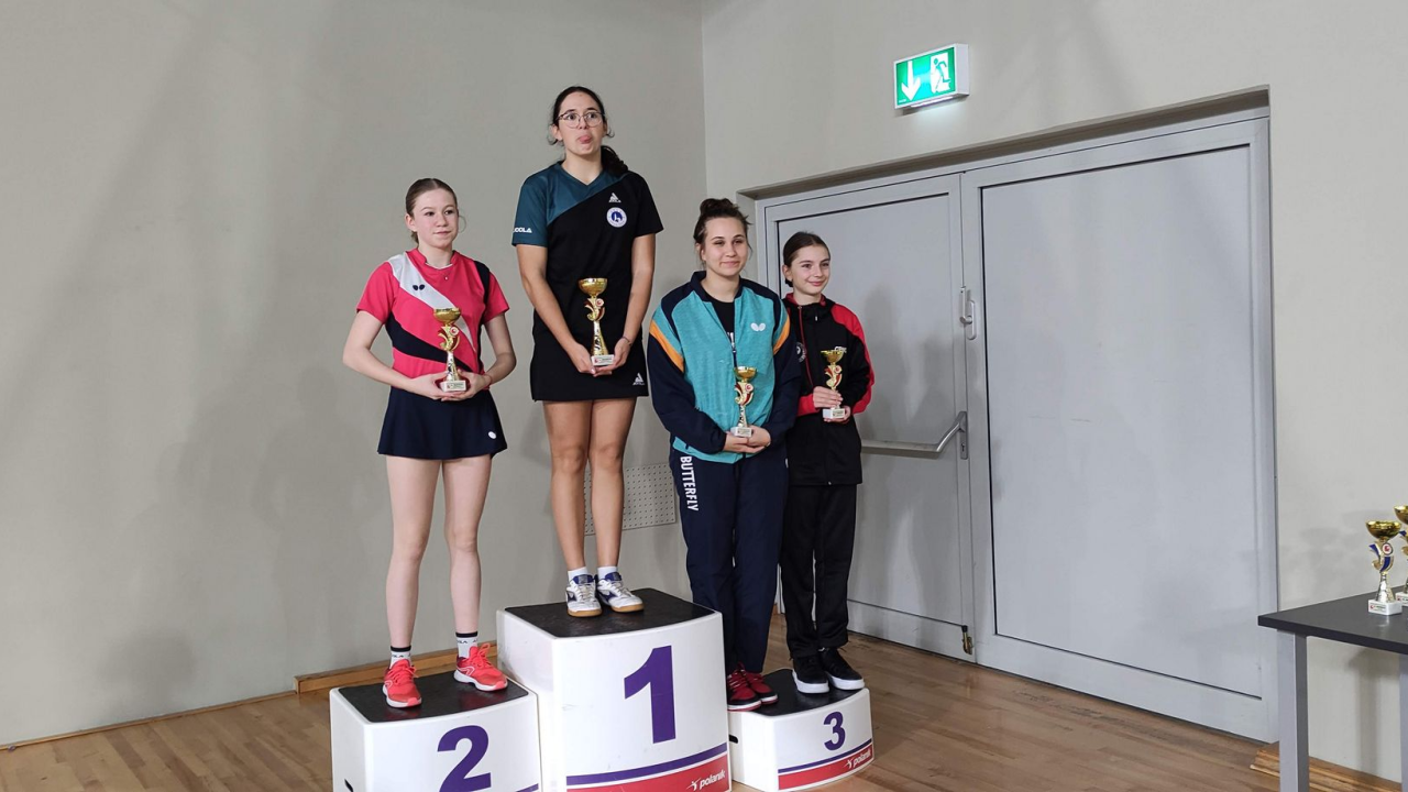 Dva postolja za Stolnoteniski klub Šibenik: Franka Miškić dva puta brončana