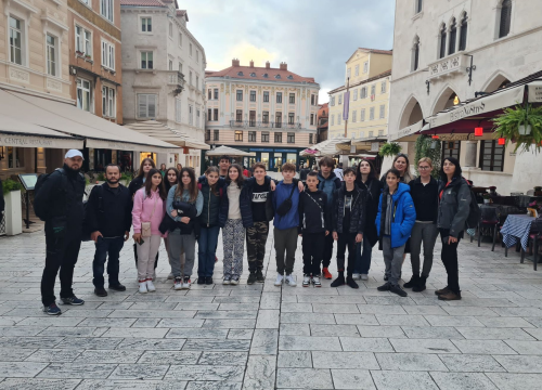 Fotografija 10 - Osnovna škola Brodarica ugostila učenike i kolege iz Rumunjske u okviru K1 projekta