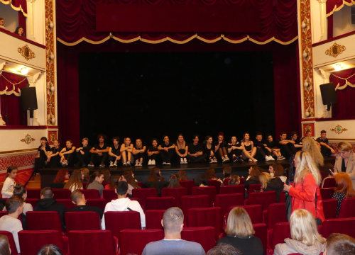 U kazalište, za kazalište od malih nogu: Premijera 'Halatafla' u šibenskom teatru