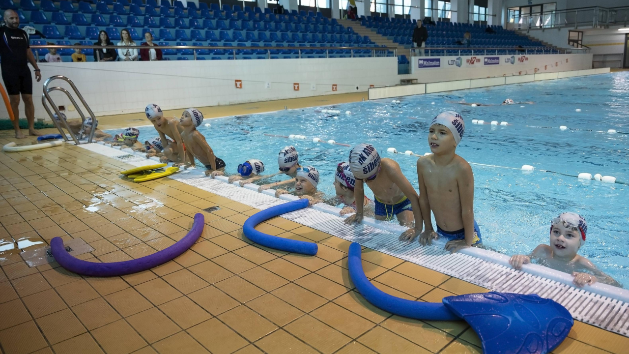 Zajednica sportova grada Šibenika i Plivački klub "More" provede programa Integracije plivanja u redovnu nastavu