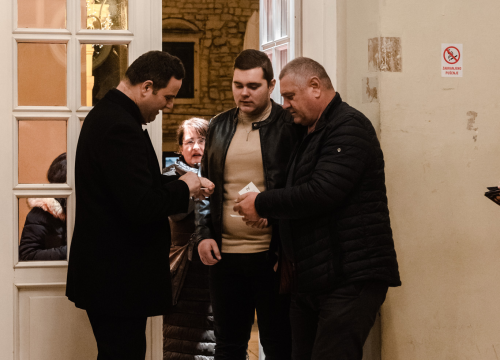 Fotografija 7 - Održana premijera 'Halafatla': Predstava Borisa Svrtana okupila šibenske zaljubljenike u teatar