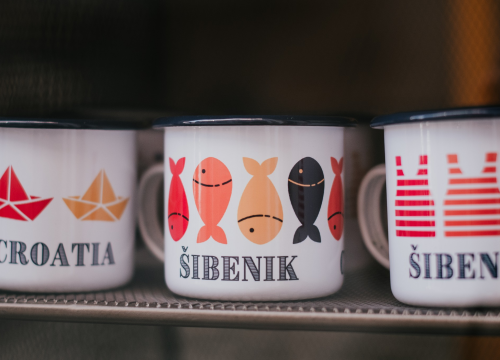 Fotografija 6 - Pronađite najbolje božićne poklone uz super akcije trgovine Lokal!