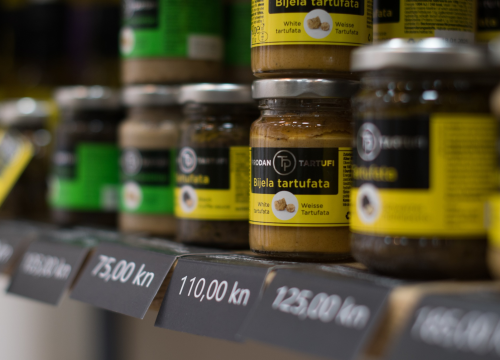 Fotografija 7 - Pronađite najbolje božićne poklone uz super akcije trgovine Lokal!