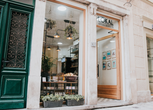 Pronađite najbolje božićne poklone uz super akcije trgovine Lokal!