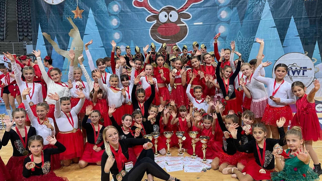 Sjajan debitantski nastup za mažoretkinje Grada Šibenika: Kući se vratile s dva prva i jednim drugim mjestom