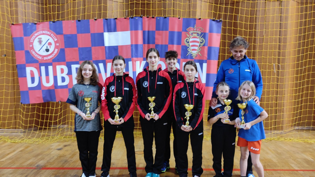 Veliki uspjeh šibenskih mlađih stolnotenisača na Dubrovnik Openu