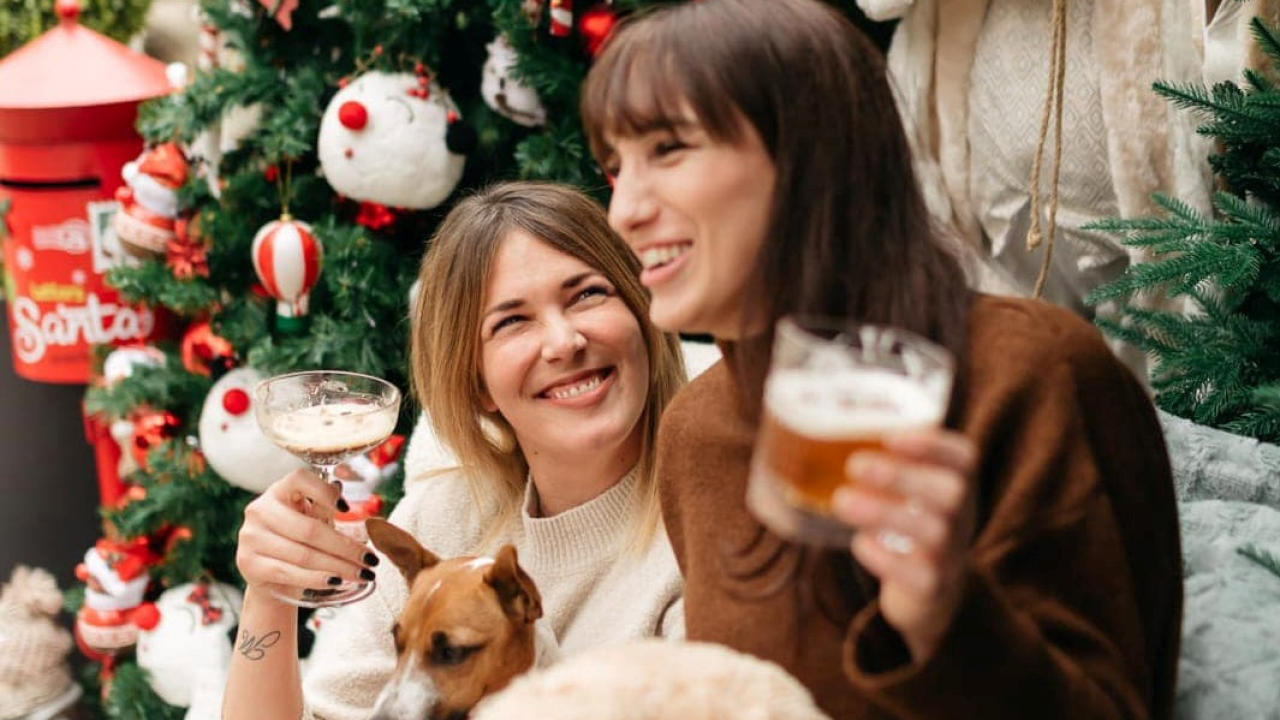 Osjetite duh blagdana u prekrasno uređenom cocktail baru Nautica!