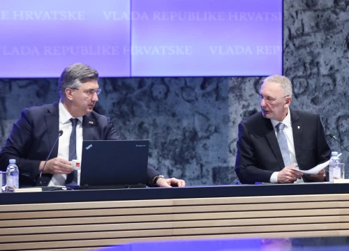 Plenković: 'Hrvatska će imati znatne koristi od ulaska u schengenski prostor'