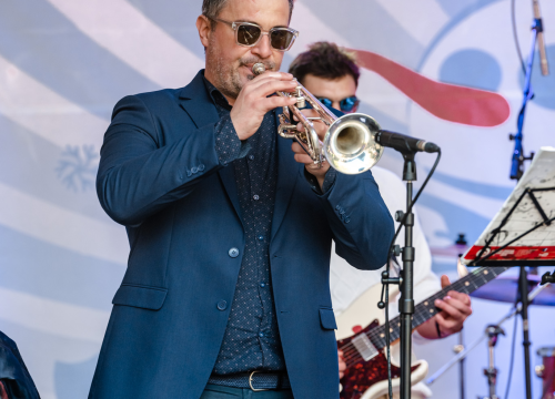 Fotografija 8 - Šibenčane prvog dana 2023. na Adventuri u Parkiću zabavljao bend Pavel