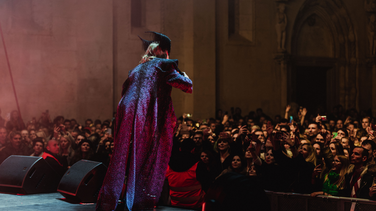 Mala škola novogodišnjih dočeka: Što je matrica, a što playback?