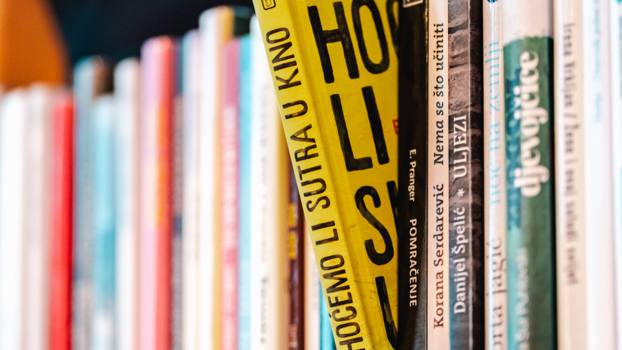 Čitateljski klub u Kninu okupio 16 članova