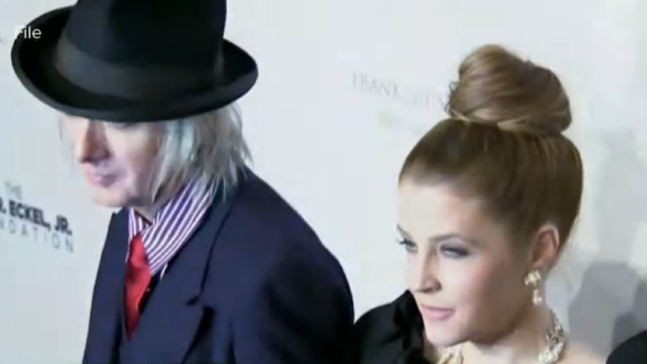 Umrla je Lisa Marie Presley