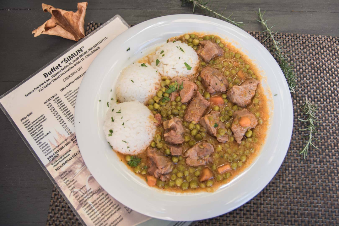 Zagrijte dušu i tijelo ukusnim delicijama iz buffeta Šimun!