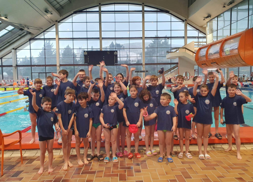 Fotografija 2 - Mladi plivači 'Mora' Nakić, Stegić, Badurina i Kunčić okitili se medaljama u Splitu