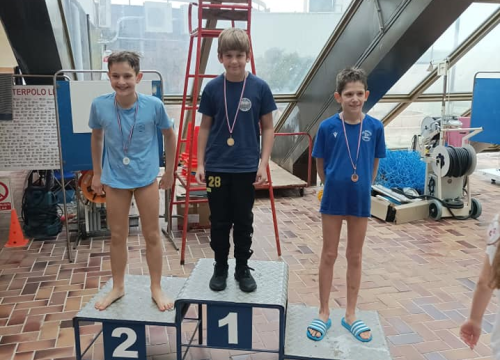 Fotografija 6 - Mladi plivači 'Mora' Nakić, Stegić, Badurina i Kunčić okitili se medaljama u Splitu