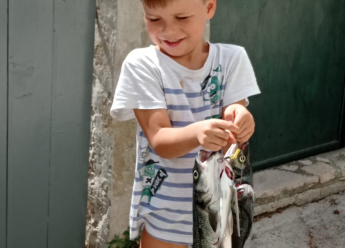 Fotografija 2 - Helena nam je otkrila kako se zimi živi na Prviću: 'U hitnim situacijama kao da smo na Palagruži'