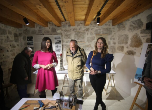 Betinski muzej u petak je bio glavno mjesto za izlazak na otoku