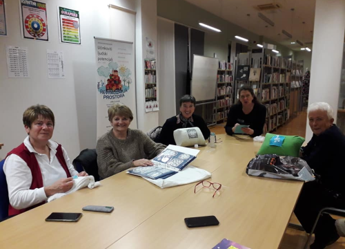 Vrijedne primoštenske čipkarice prezentirale nove radove