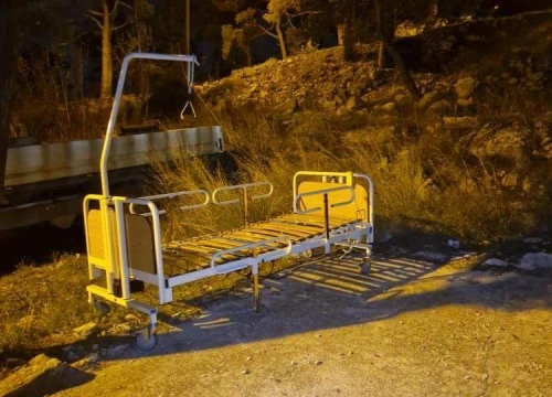 Fotografija 4 - Ako prolazite Tanajom, neka vas ne iznenadi odbačeni bolnički krevet