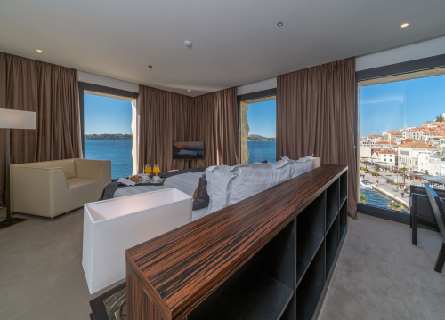 Fotografija 37 - ŠibenikIN časti zaljubljene: Šaljite nam fotke i osvojite vrhunske nagrade!