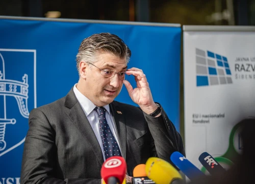 Plenković: Demografska revitalizacija jedan od prioriteta za ovo desetljeće