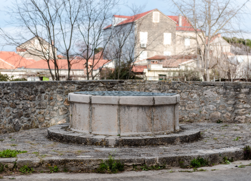 Fotografija 6 - Na Zlarinu se čuva tijelo sv. Fortunata: 'Kad nemoćni nisu mogli njemu u crkvu, on bi došao njima kući'