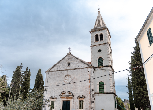 Fotografija 7 - Na Zlarinu se čuva tijelo sv. Fortunata: 'Kad nemoćni nisu mogli njemu u crkvu, on bi došao njima kući'