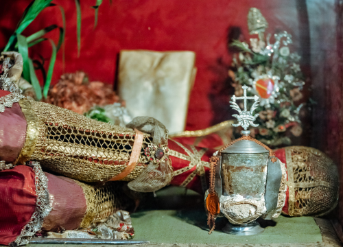 Fotografija 13 - Na Zlarinu se čuva tijelo sv. Fortunata: 'Kad nemoćni nisu mogli njemu u crkvu, on bi došao njima kući'