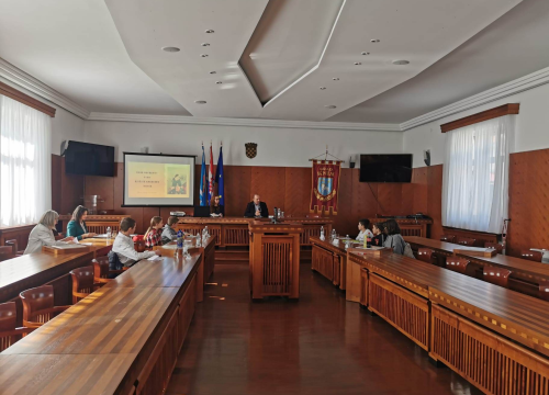 Toni Ivanković izabran za kninskog dječjeg gradonačelnika, zamjenica je Marija Jelić