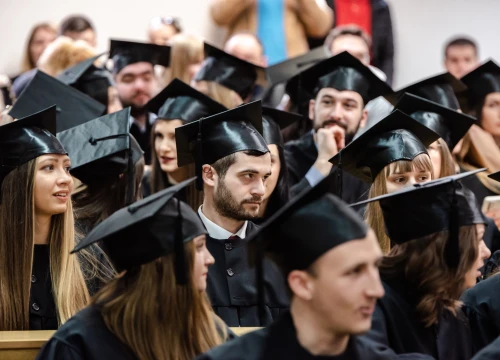 Fotografija 7 - Svečana promocija studenata VUŠ-a: 'Vi ste budućnost naše zemlje i ona će biti onakva kakvom je vi oblikujete'