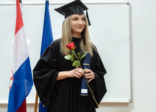 Fotografija 24 - Svečana promocija studenata VUŠ-a: 'Vi ste budućnost naše zemlje i ona će biti onakva kakvom je vi oblikujete'