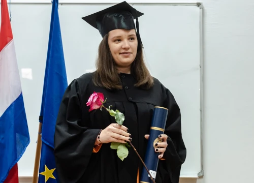 Fotografija 34 - Svečana promocija studenata VUŠ-a: 'Vi ste budućnost naše zemlje i ona će biti onakva kakvom je vi oblikujete'