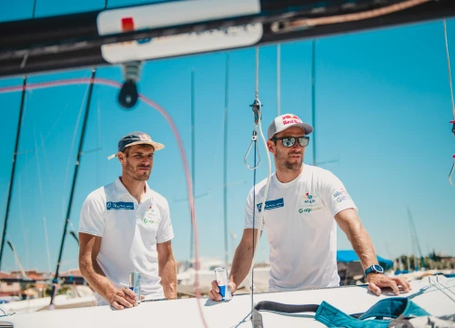 Fotografija 2 - Otok Lanzarote, raj za jedrenje do kojeg braća Fantela putuju punih 27 sati brodom!