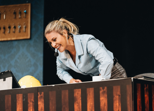 'Puni pansion': Predstava koja je zaludila i publiku i kritiku konačno stiže u šibensko kazalište!