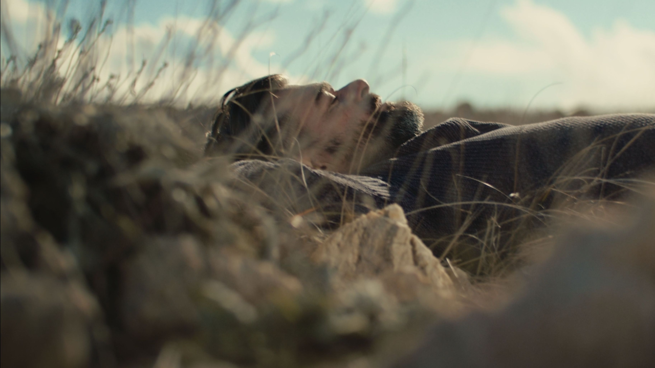 Stalni gost Šansone objavio spot: Ivan Ive Županović se baš dao u 'Noćas mi je rekla'