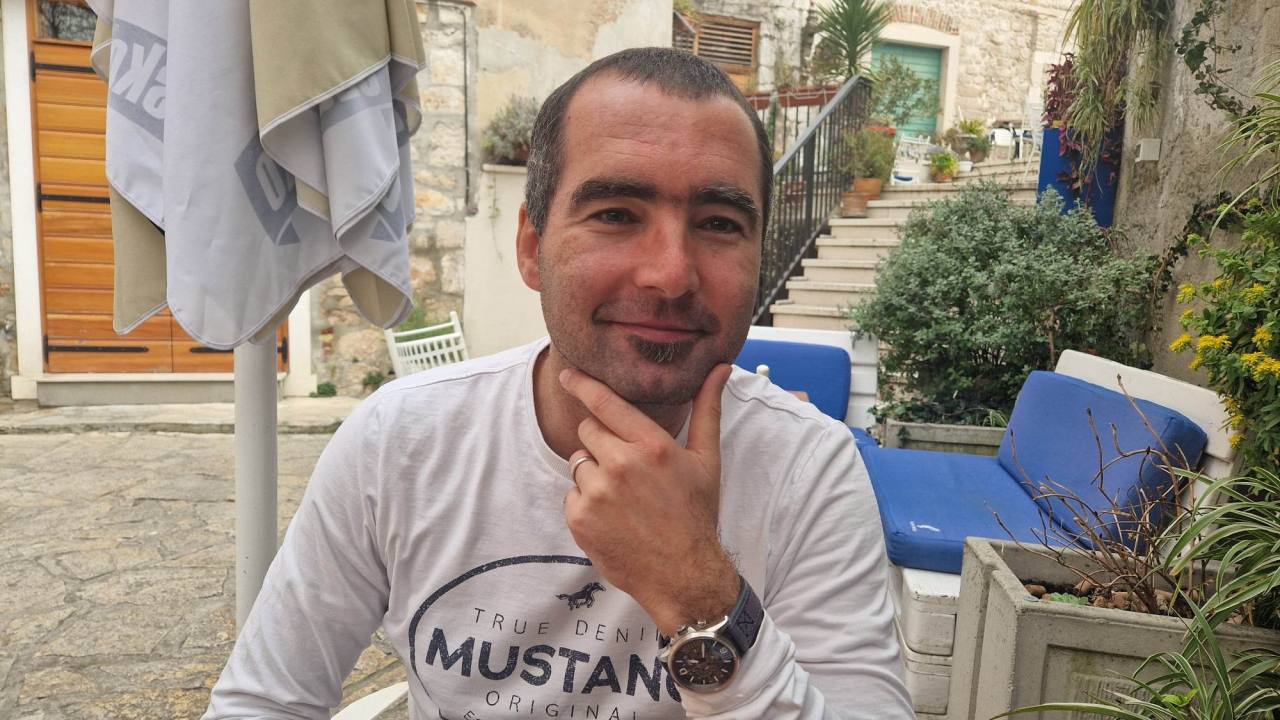 Šibenčanin Zvonko Bumber objavio roman posvećen uhljebima i svima koji to žele postati: 'Nije autobiografski!'