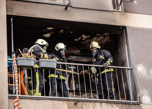 Požar na balkonu stana na Njegoševom trgu, u stanu se nalazila gospođa