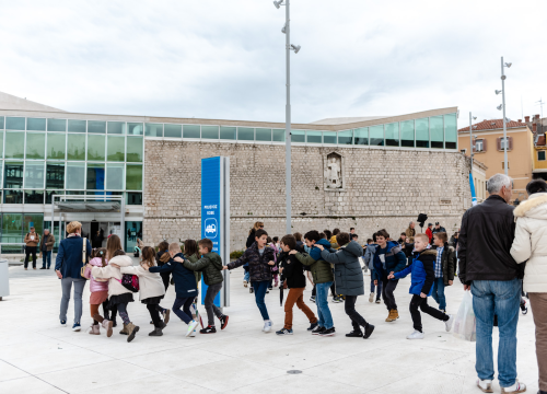 Fotografija 2 - U povodu Međunarodnog dana žena na Poljani prava zabava za Šibenčanke