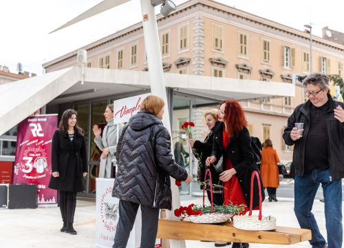 Fotografija 8 - U povodu Međunarodnog dana žena na Poljani prava zabava za Šibenčanke