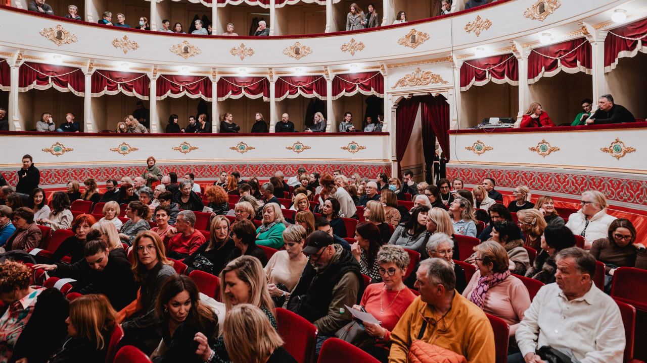 Na 'meniju' šibenskog kazališta ovog tjedna 'Budala za večeru' i 'Medengaj'