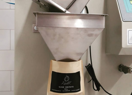 Fotografija 2 - Ivan Rak zajedno s obitelji bavi se uzgojem smokava: 'Nije lako biti poljoprivrednik, ali ne damo se'