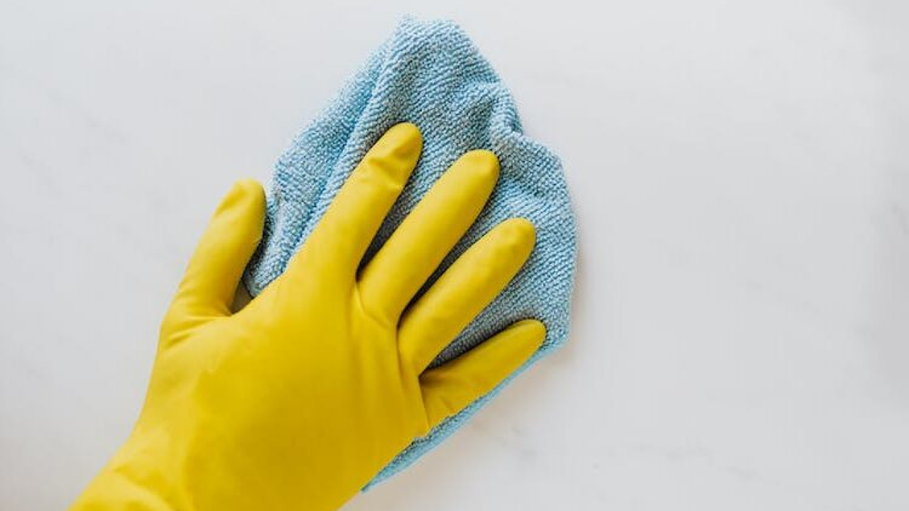 Bijeli predmeti u kući su požutjeli? Iskoristite ove trikove