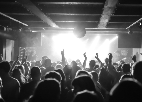 Zbog zdravstvenih problema basista odgođeni Pankrti u šibenskom Azimutu