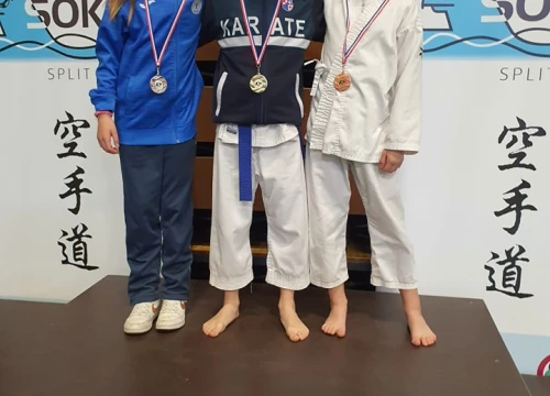 Fotografija 5 - Karate klubu Pirovac sedam medalja na Jadran Kupu u Splitu
