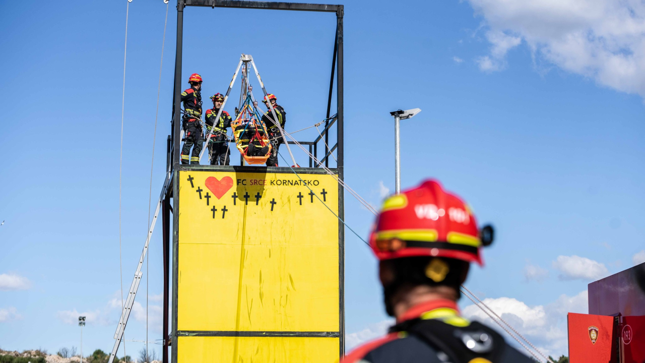 U Vodicama predstavljeni rezultati projekta FIRESPILL: 'Kroz simulator plamenih udara u mjesec dana prošlo 220 vatrogasaca'