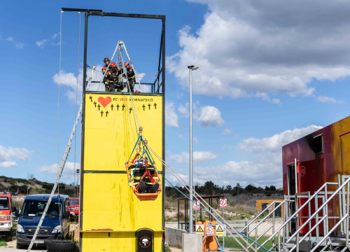 Fotografija 13 - U Vodicama predstavljeni rezultati projekta FIRESPILL: 'Kroz simulator plamenih udara u mjesec dana prošlo 220 vatrogasaca'